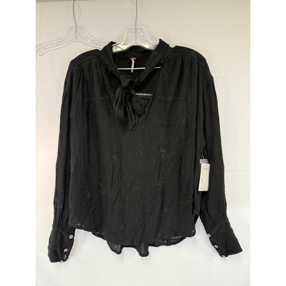Free People Tops - Free People Women’s Blouse NWT $108 - Black Size XS